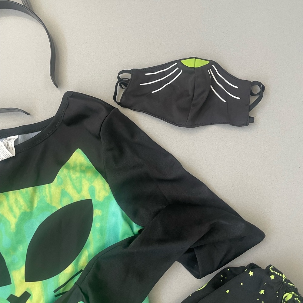 Girls Cosmic Cat costume - Picture 10 of 10
